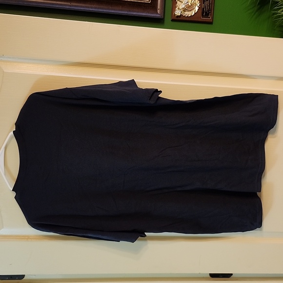 GILDAN EARTH DAY ELEPHANT T-SHIRT - Picture 4 of 4